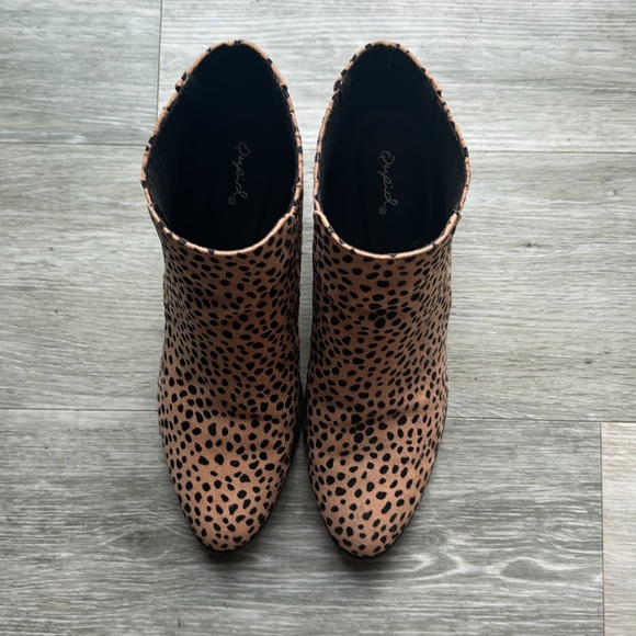Vici Leopard Print Booties Size 10 - Picture 2 of 4